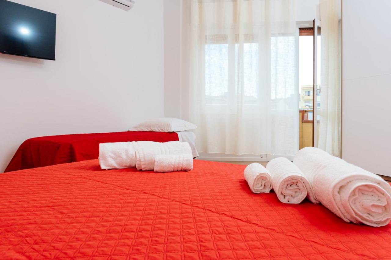 Hotel La Casa Di Ambra Porto Torres Esterno foto