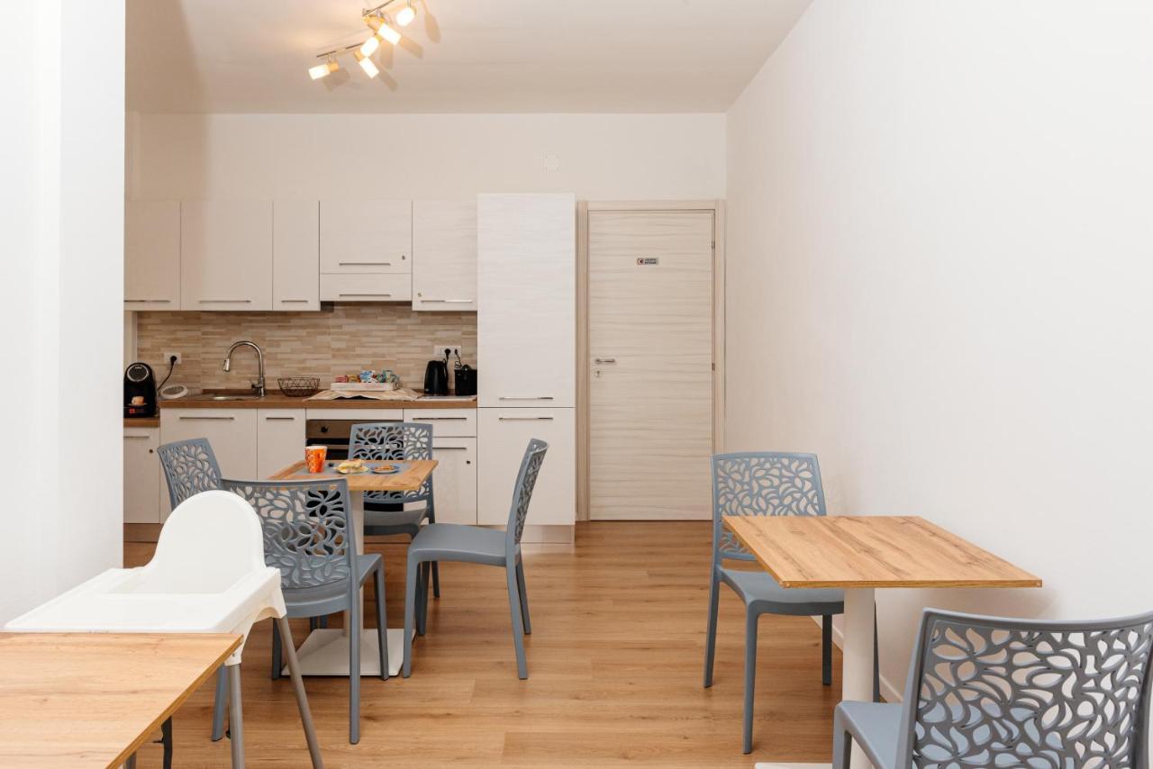 Hotel La Casa Di Ambra Porto Torres Esterno foto