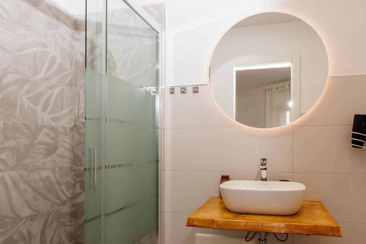 Hotel La Casa Di Ambra Porto Torres Esterno foto