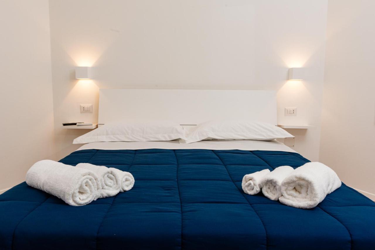 Hotel La Casa Di Ambra Porto Torres Esterno foto